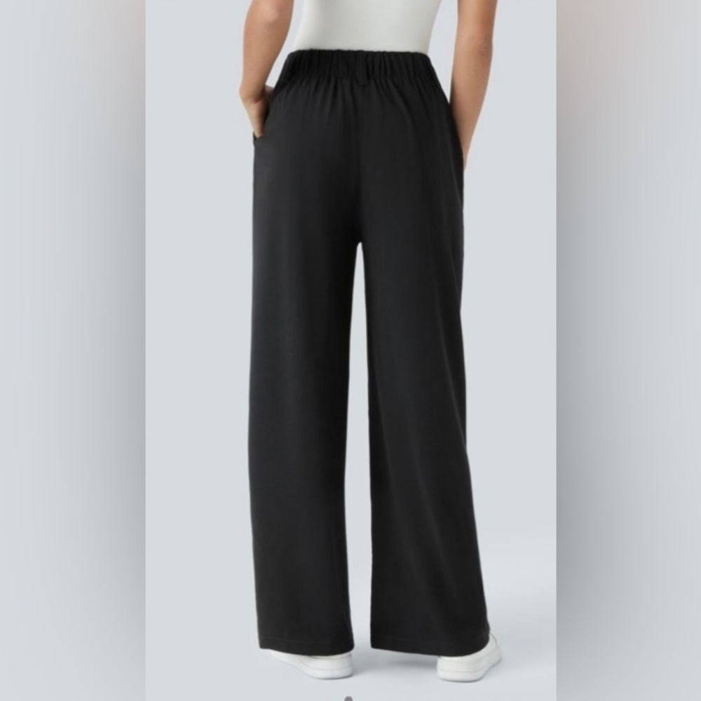 Halara Flex Black High Waisted Side Pocket Wide Leg
Waffle Pants - Picture 3 of 6